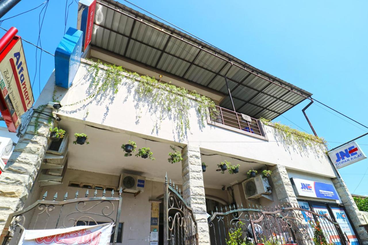 Westay Homes Tempat Tidur & Sarapan Surabaya